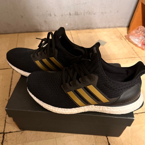 adidas gazelle silver green womens ADIDAS Ultraboost OG, Core Black/ Gold Metallic  OZNICO
